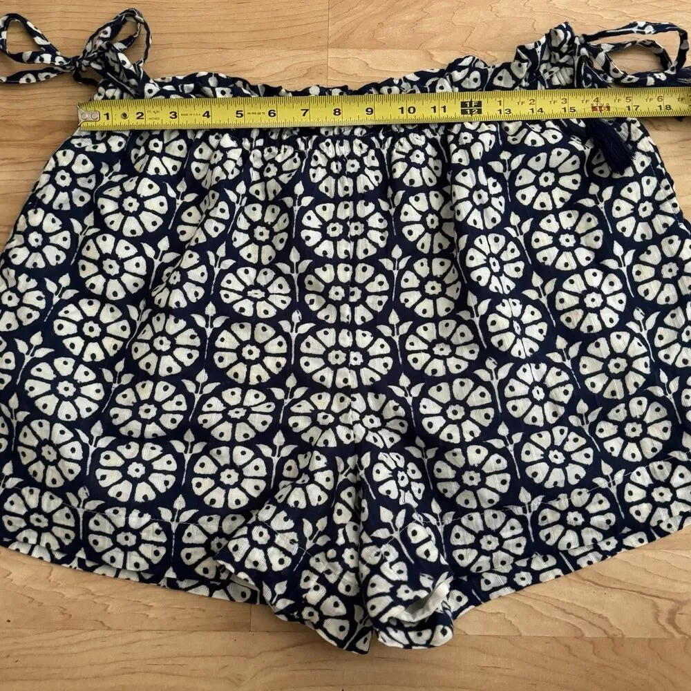 Roller Rabbit x Target Daisy Floral Side-Tie Beach Shorts Size Medium